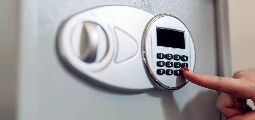 Jewelry Safe Cracking in Wilton, California